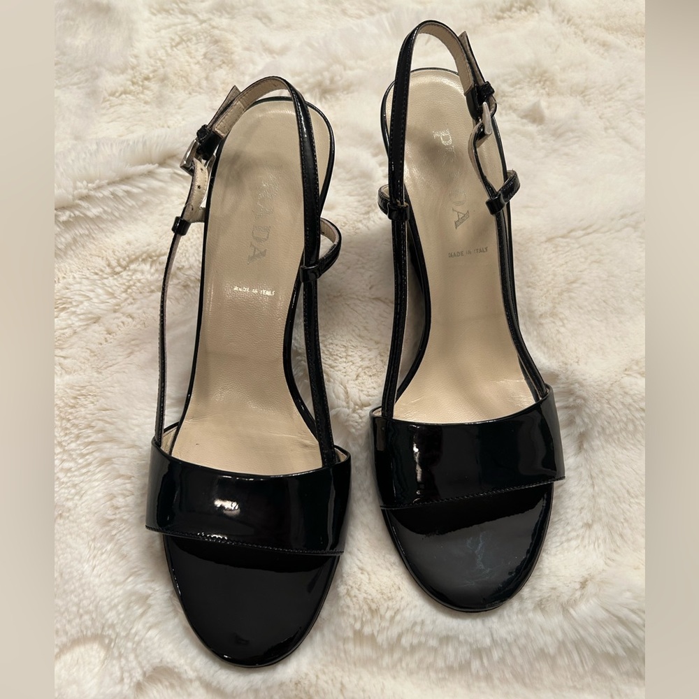 Prada vero cuoio black patent slingback wedges